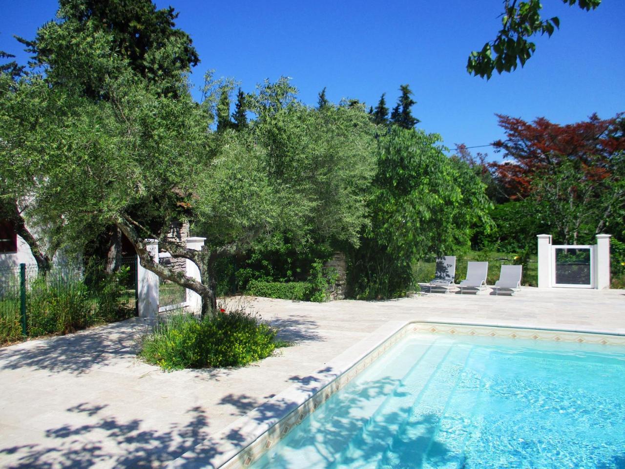 Le Mas Des Lilas Uzès المظهر الخارجي الصورة